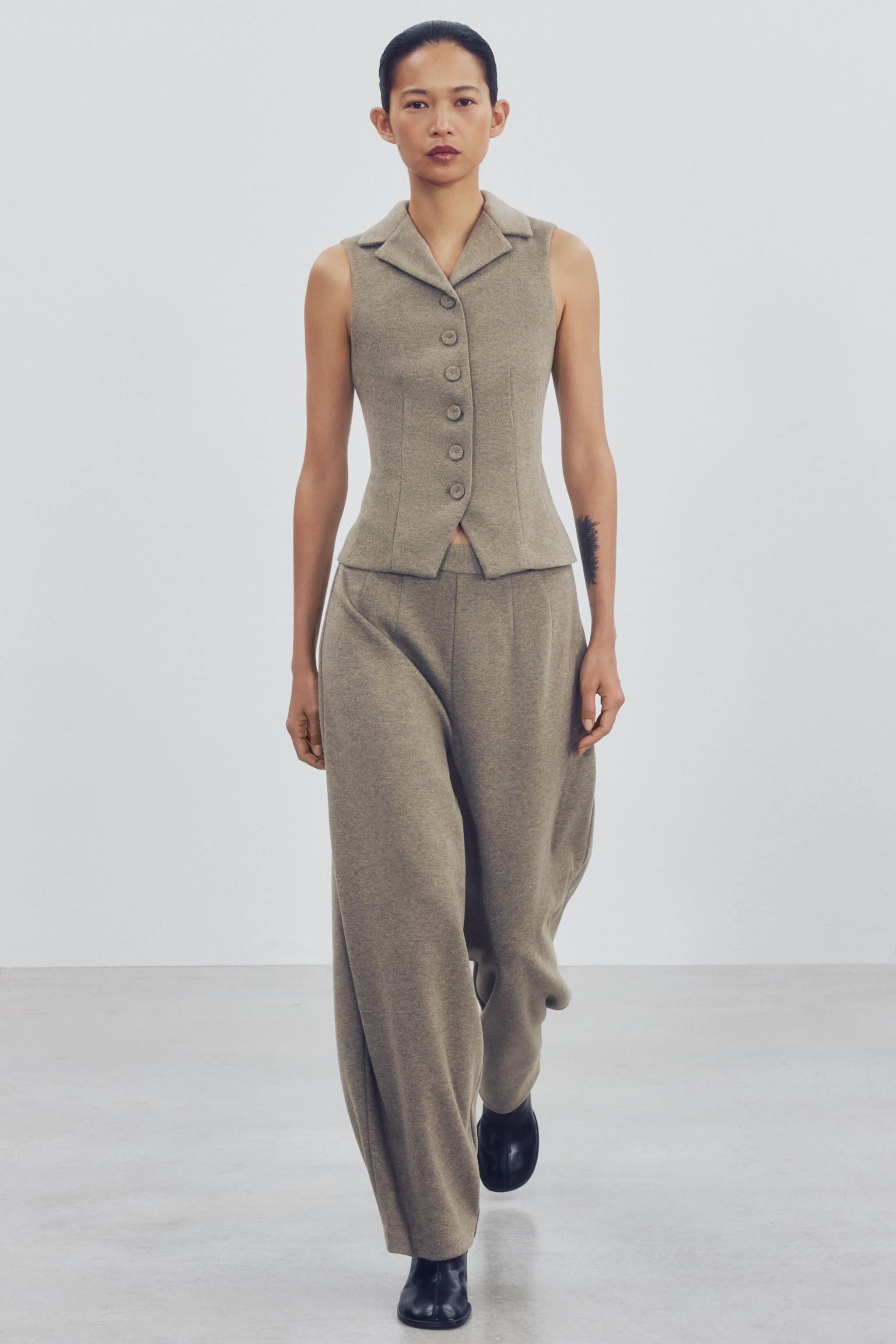 TAILORED VEST