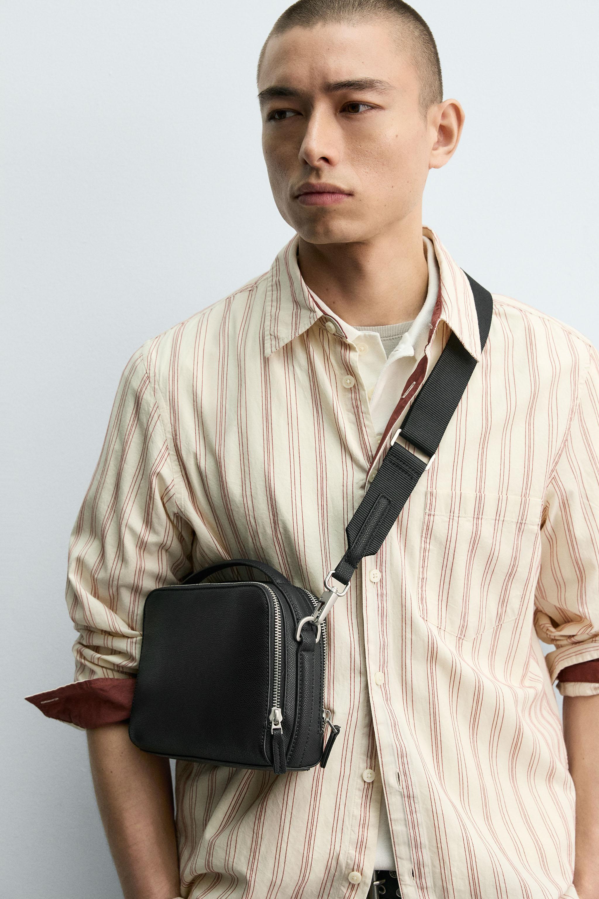 ユニークなデザインのクロスボディバッグ 日産オンラインショップ：クロスボディバッグ