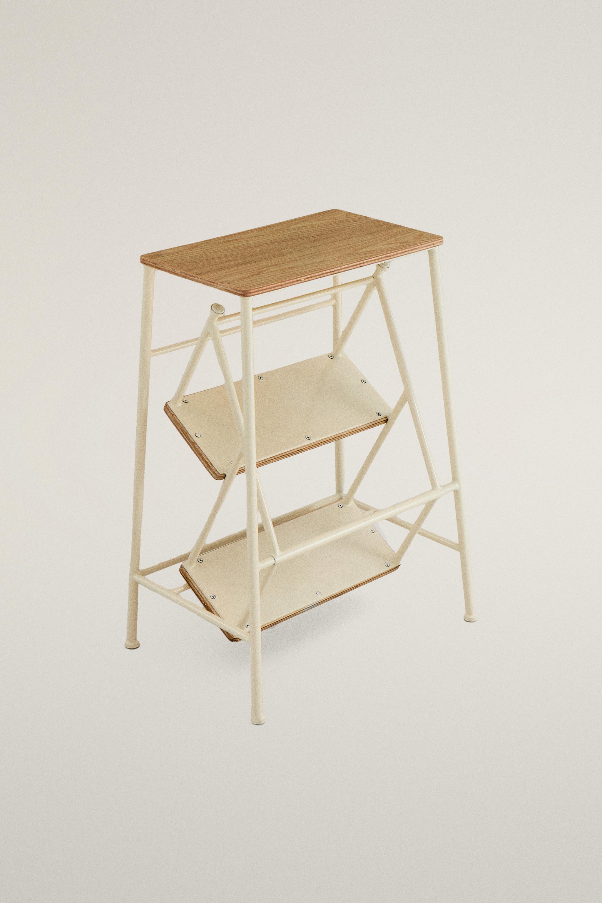 THREE-STEP WOOD AND IRON STOOL