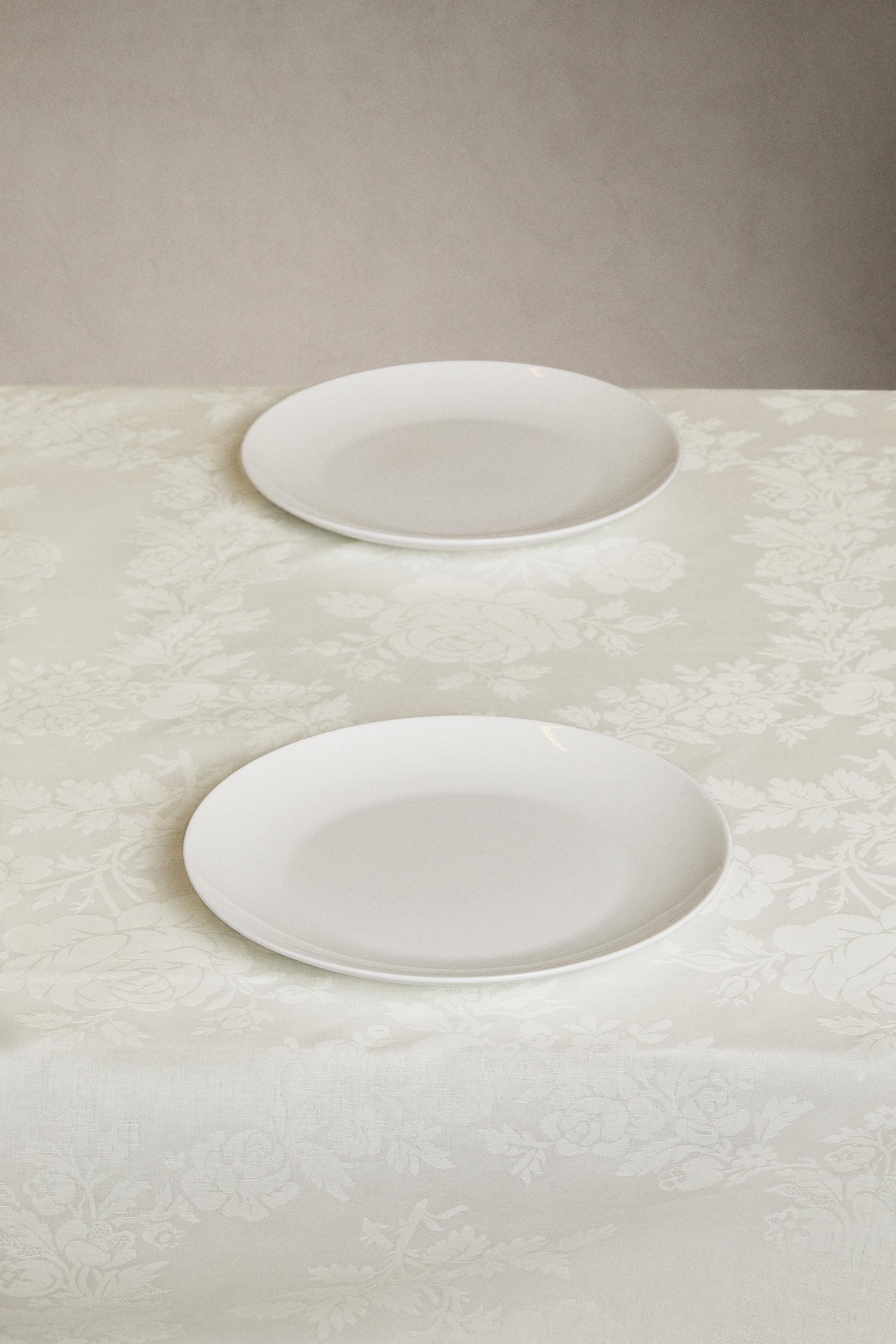 JACQUARD TABLECLOTH WITH ROSES — White