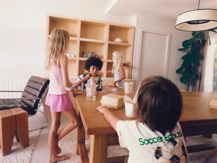 6-14 YEARS/ STRIPED STRAP PYJAMAS — Pink