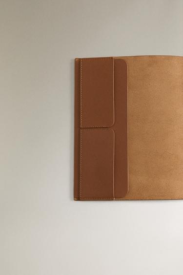 ÉTUI LIVRE EN CUIR - Marron de Zara - Image 3