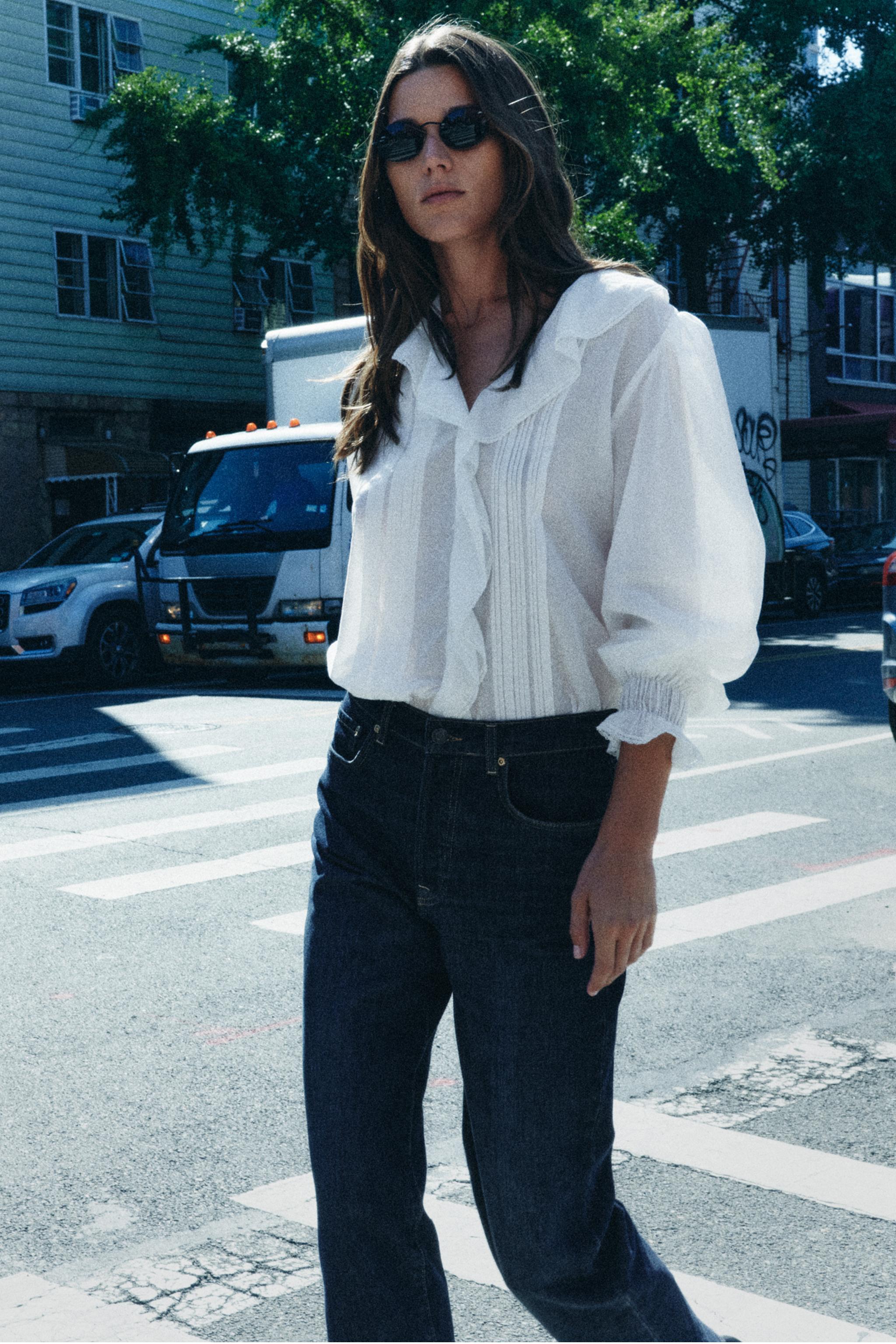 BLUSA ROMANTICA VOLANTES ZW COLLECTION Blanco roto ZARA Espana