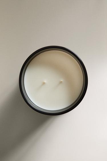 (525 G) CÈDRE ÉPICÉ SCENTED CANDLE - Dark beige by Zara - Image 2