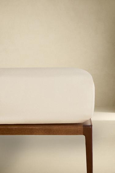 SATEEN FITTED SHEET | 30 CM HIGH (1000 THREAD COUNT) - Cream by Zara