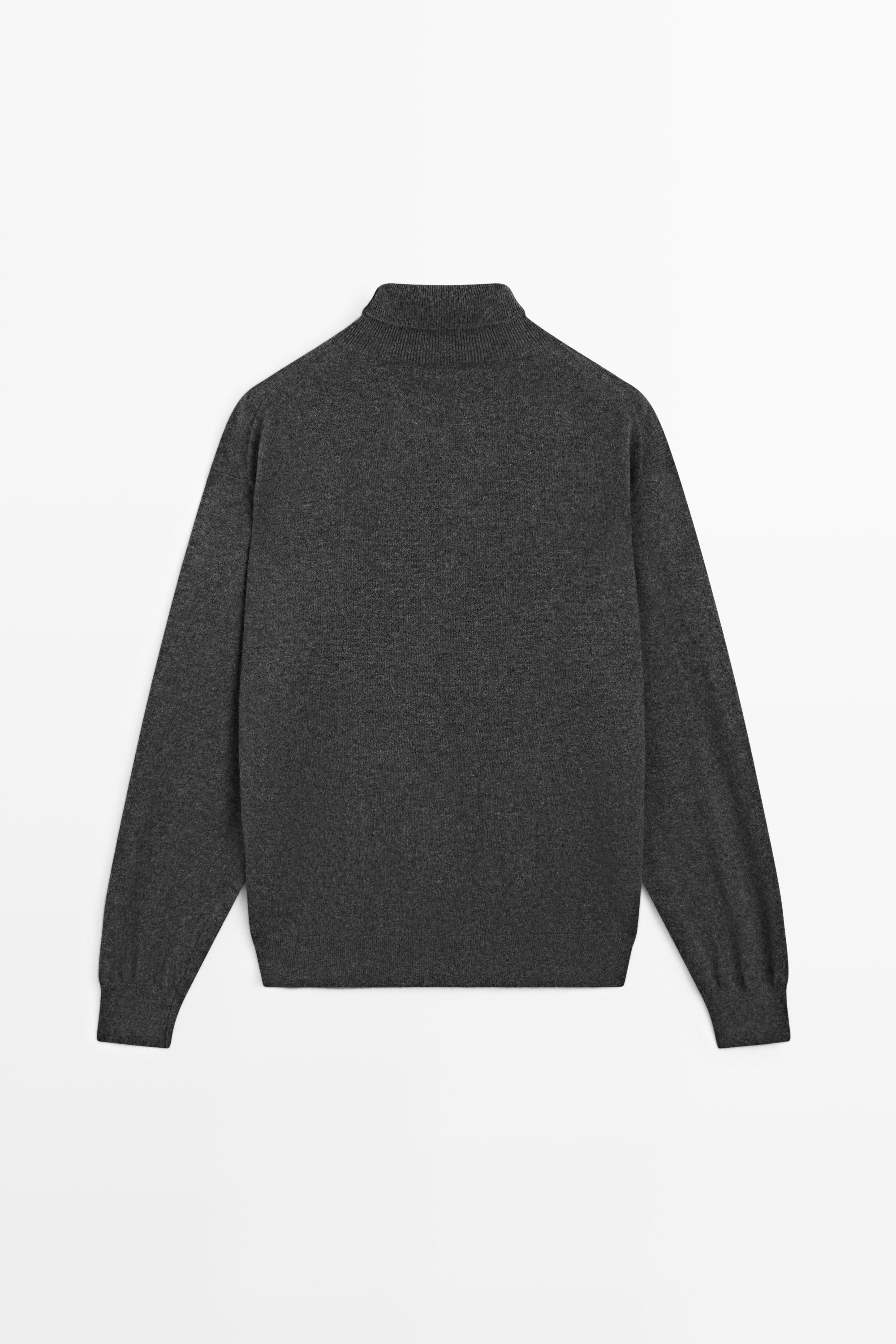 100% cashmere high neck knit sweater
