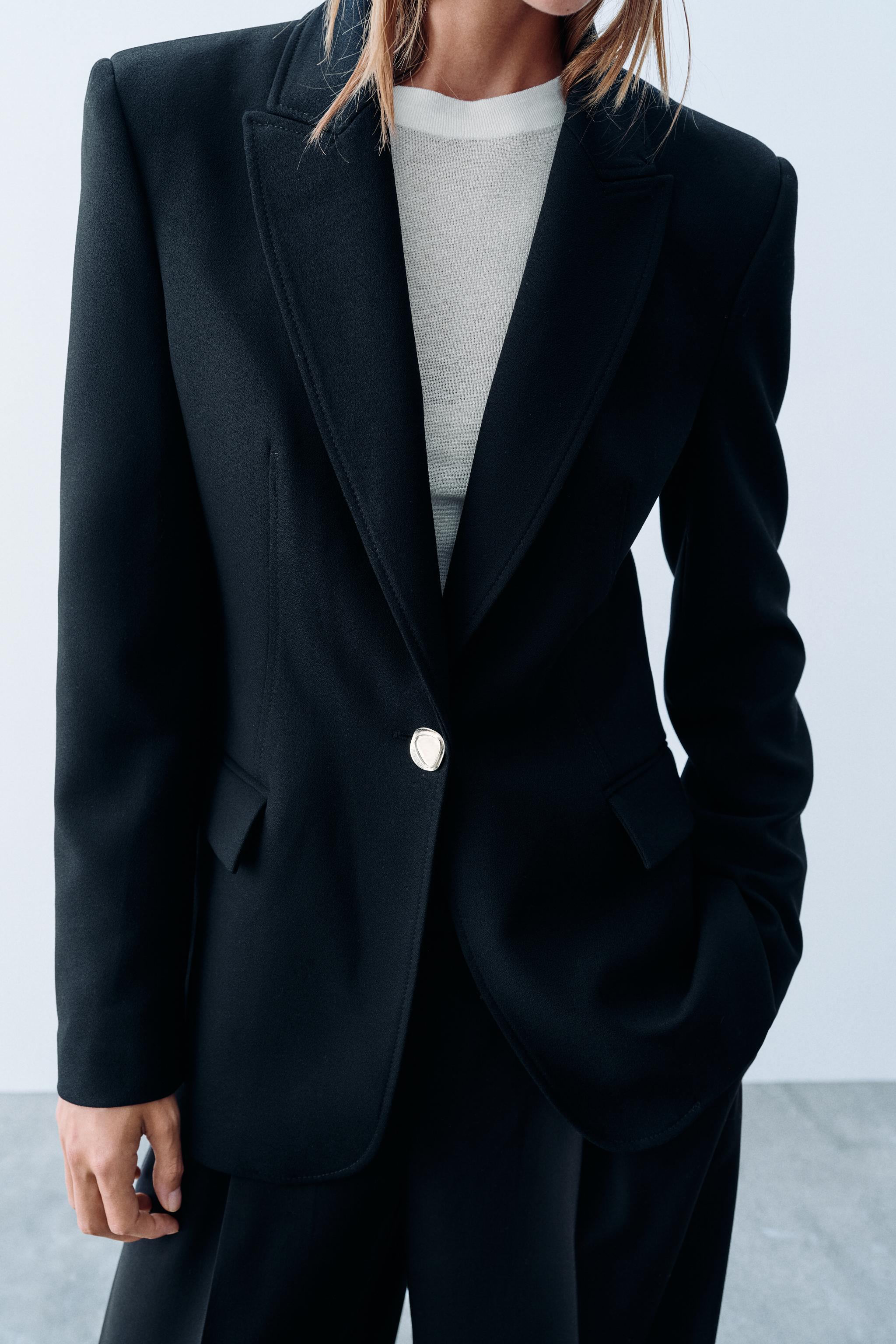 Zara VÜCUDA OTURAN VATKALI BLAZER görsel 4