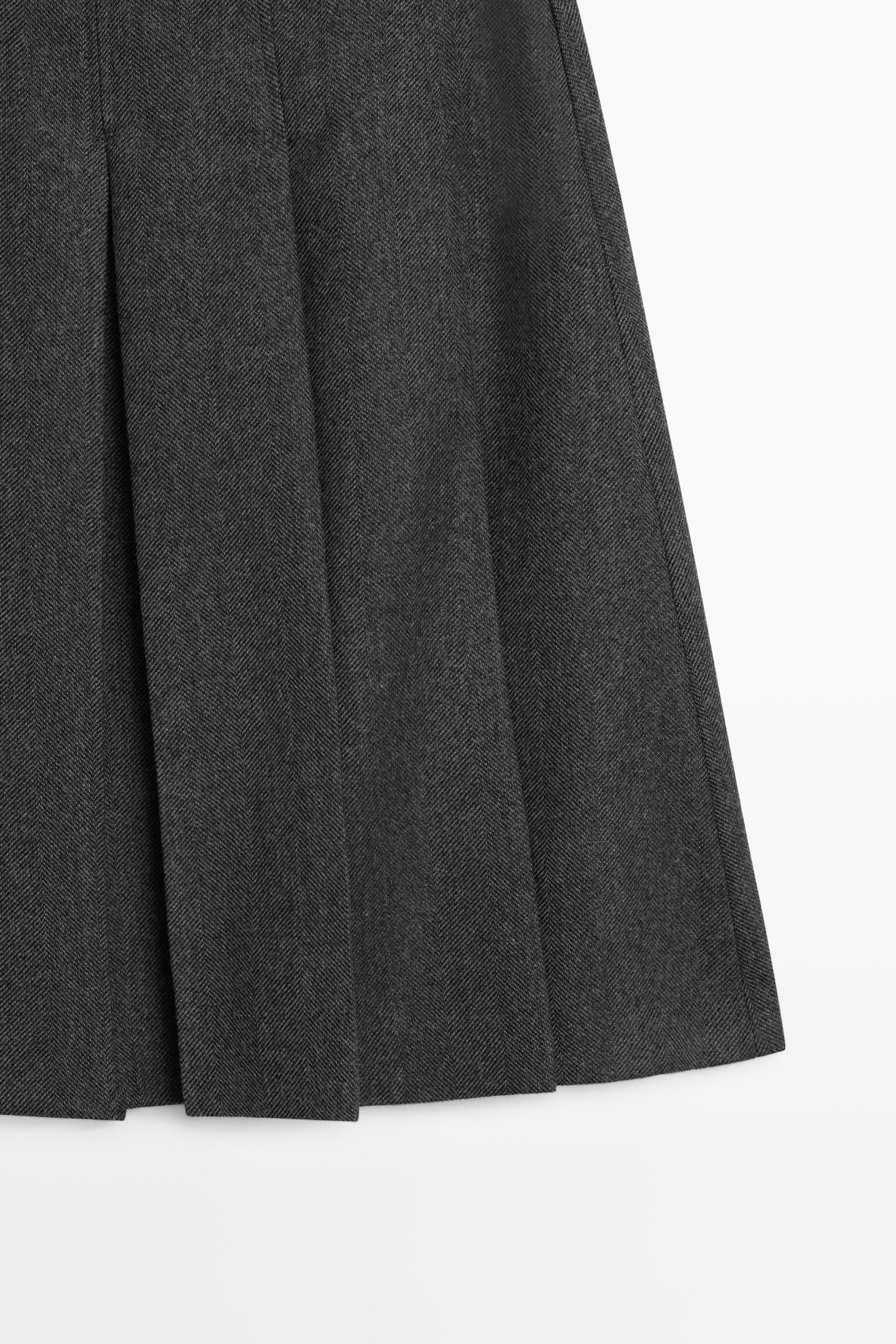 Wool blend pleated skirt