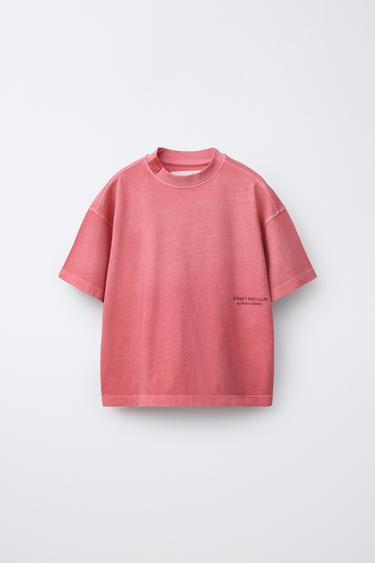 ENSEMBLE T-SHIRT ET SHORT À INSCRIPTION - Rouge de Zara - Image 1