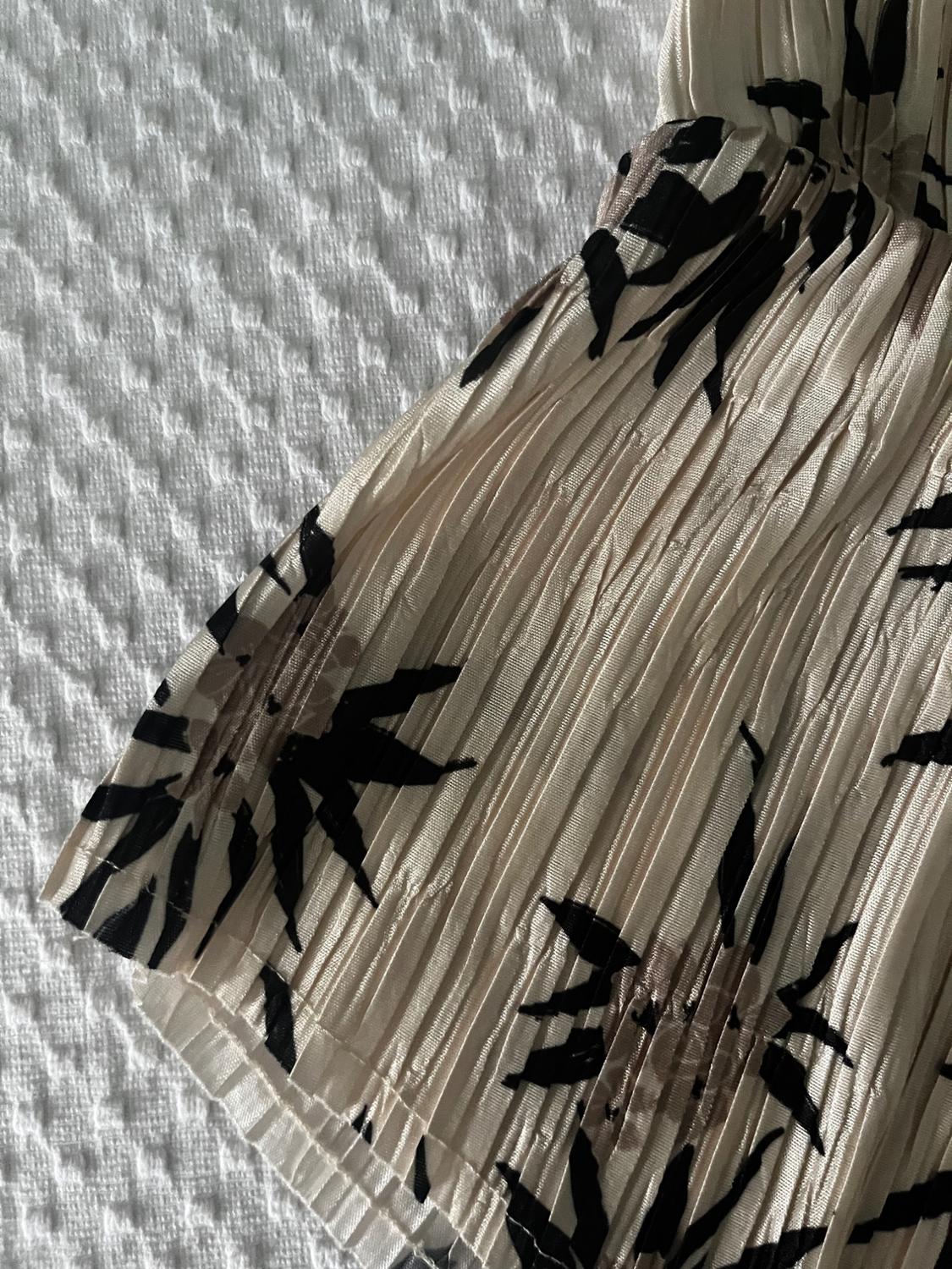 ASYMMETRIC PLEATED TOP - Image 4
