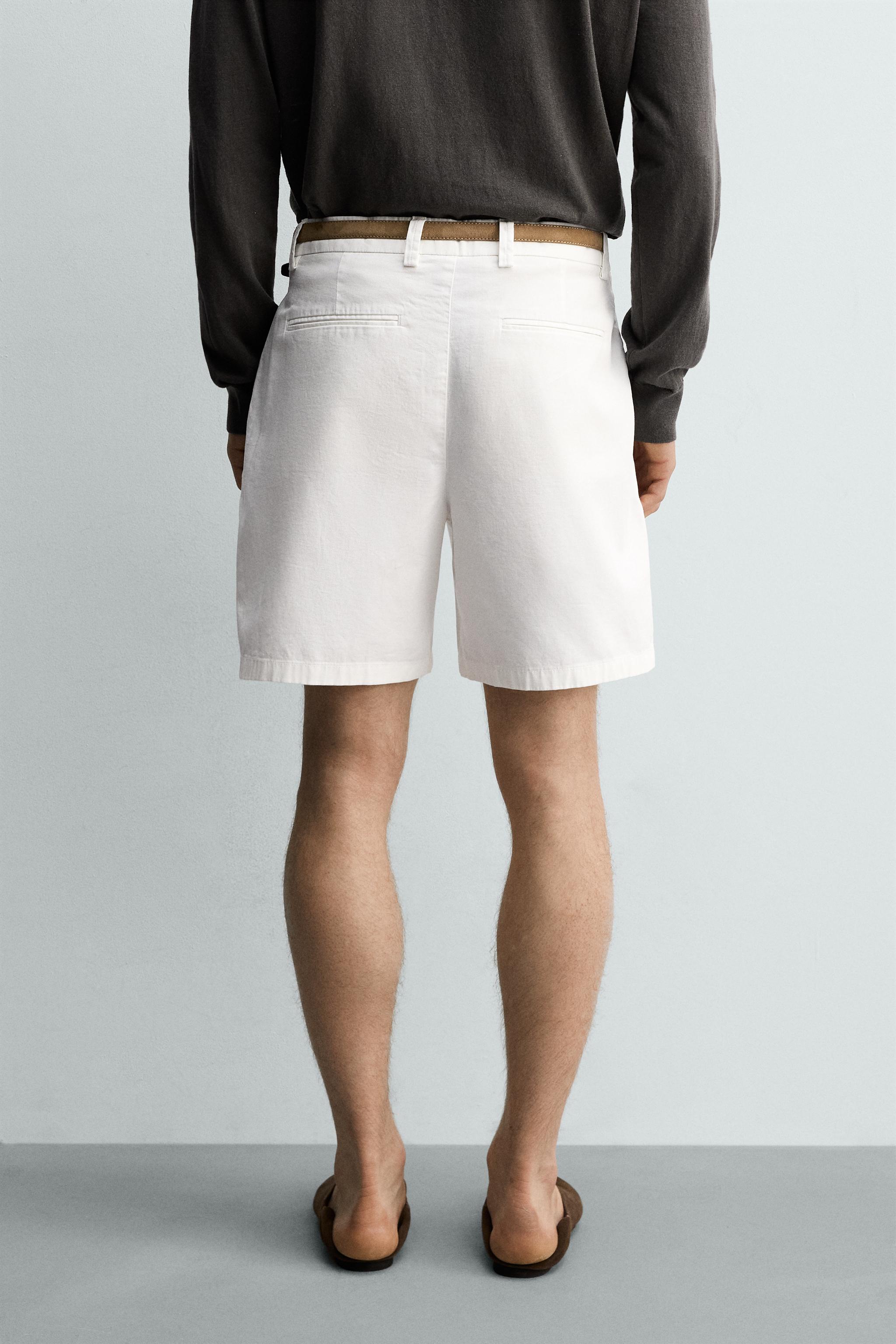 REGULAR FIT PLEATED SHORTS