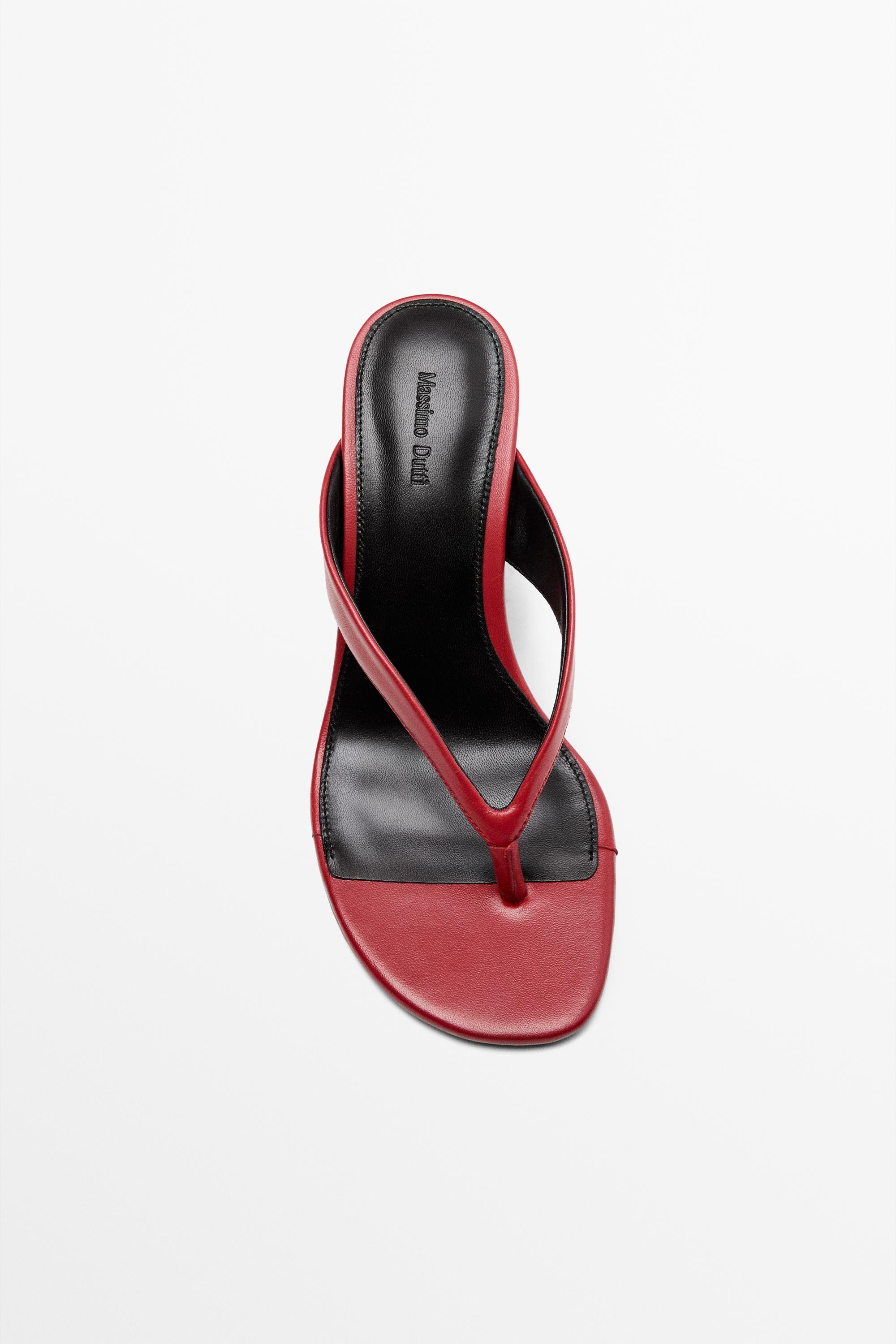 Leather wedges with toe divider