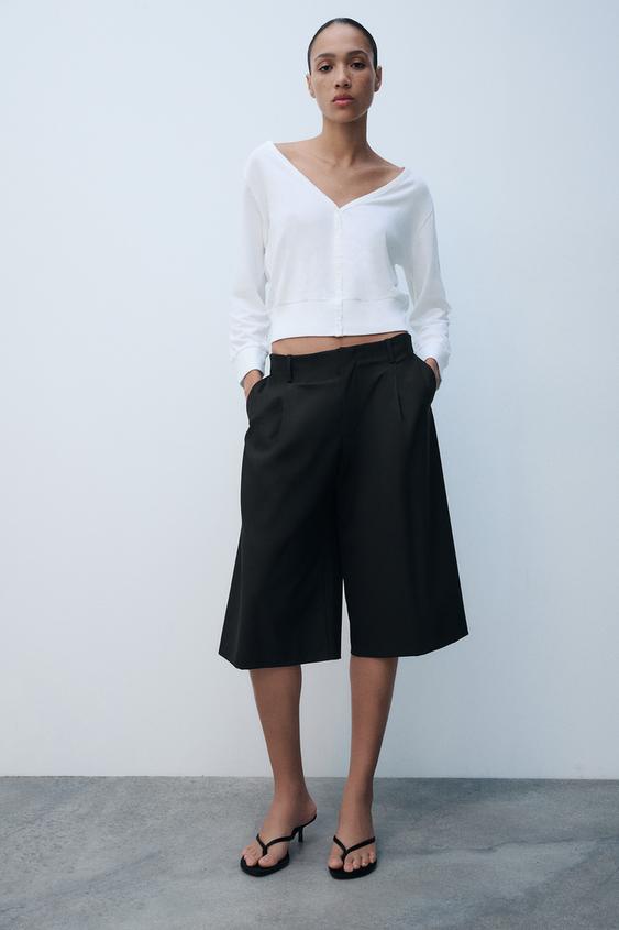 BERMUDA RECTA PINZAS - Negro de Zara - Imagen 0