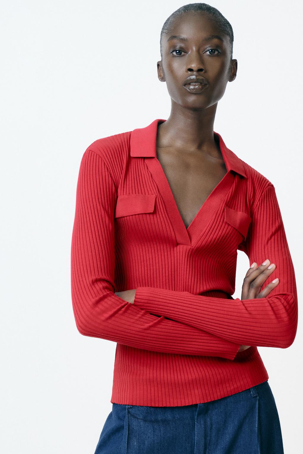 RIBBED POLO NECK T-SHIRT