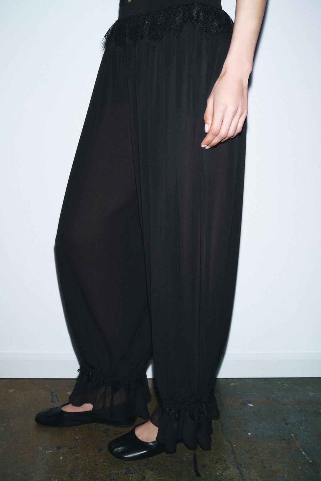 LACE PANTS