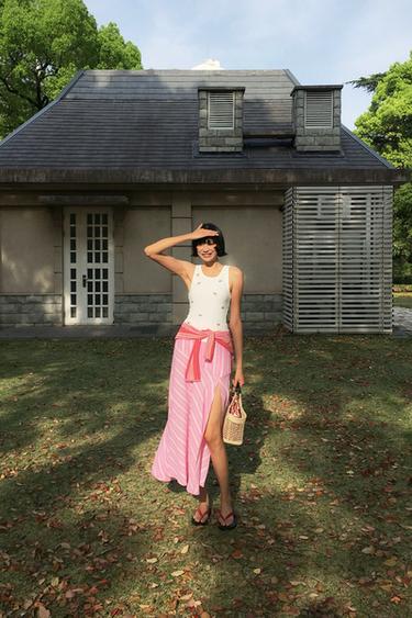 STRIPED LINEN BLEND MIDI SKIRT - Pink / White by Zara