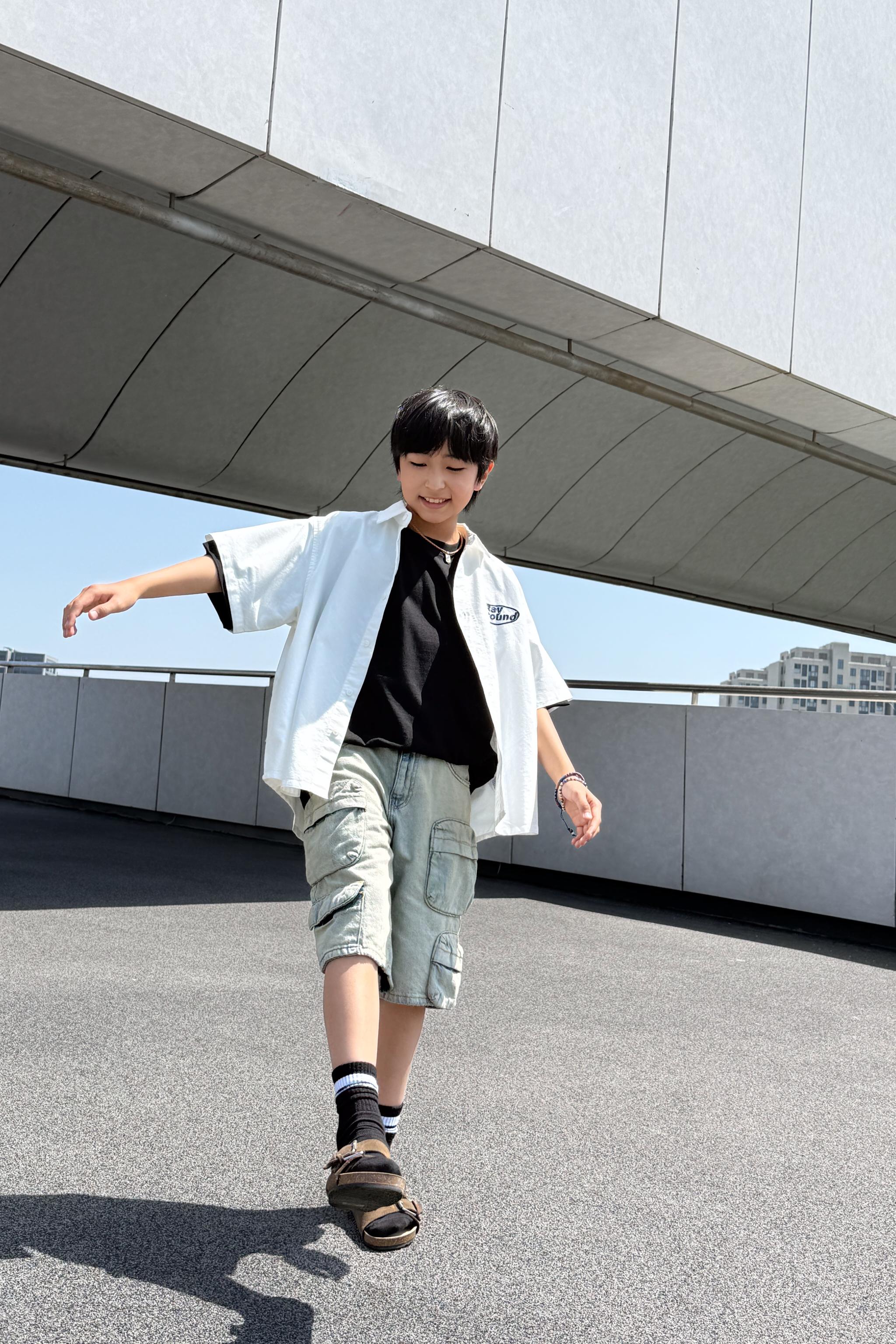 男の子用ホワイトシャツ | ZARA 日本
