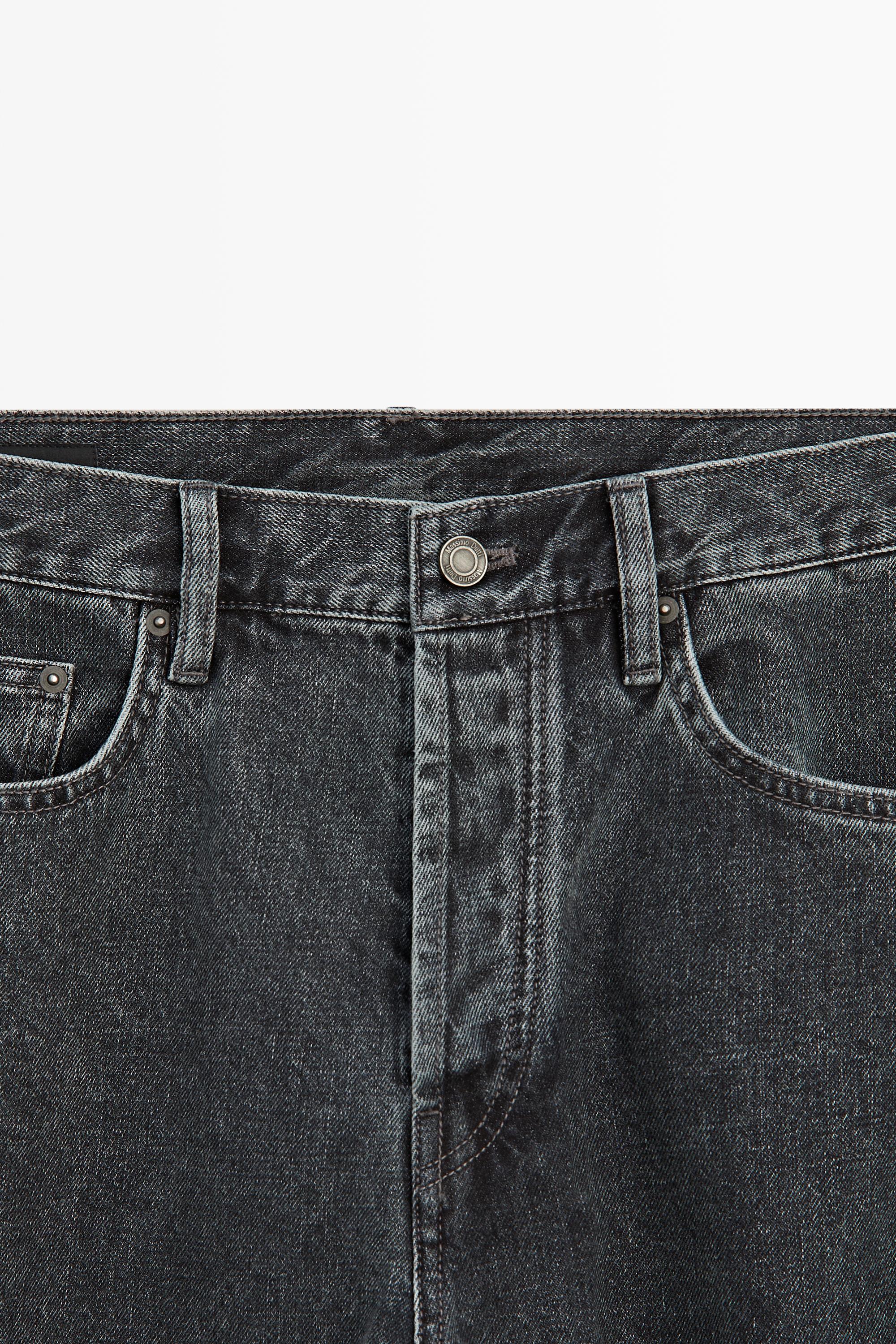 Straight-leg jeans