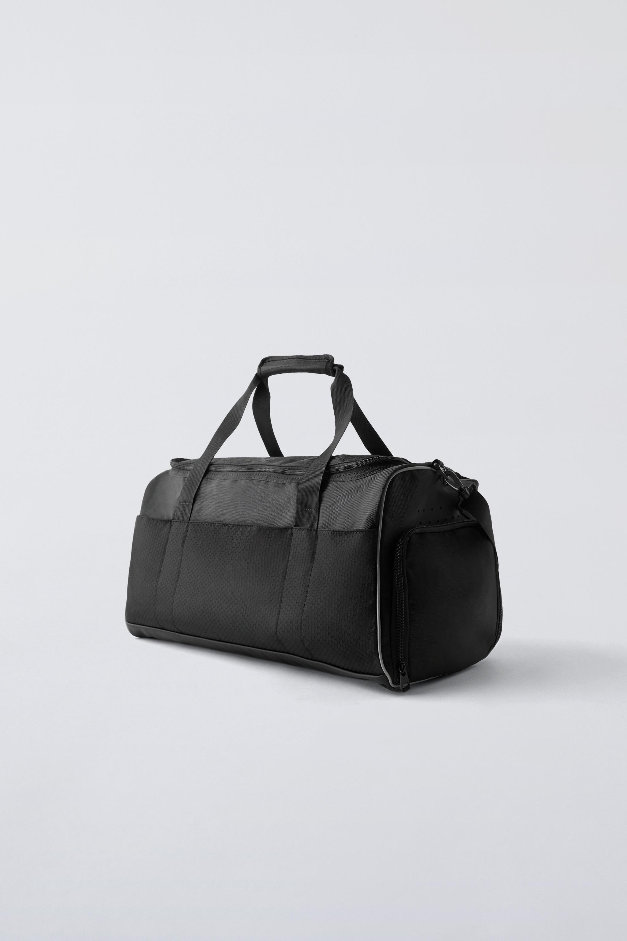 SPORTY BOWLING BAG Black ZARA India