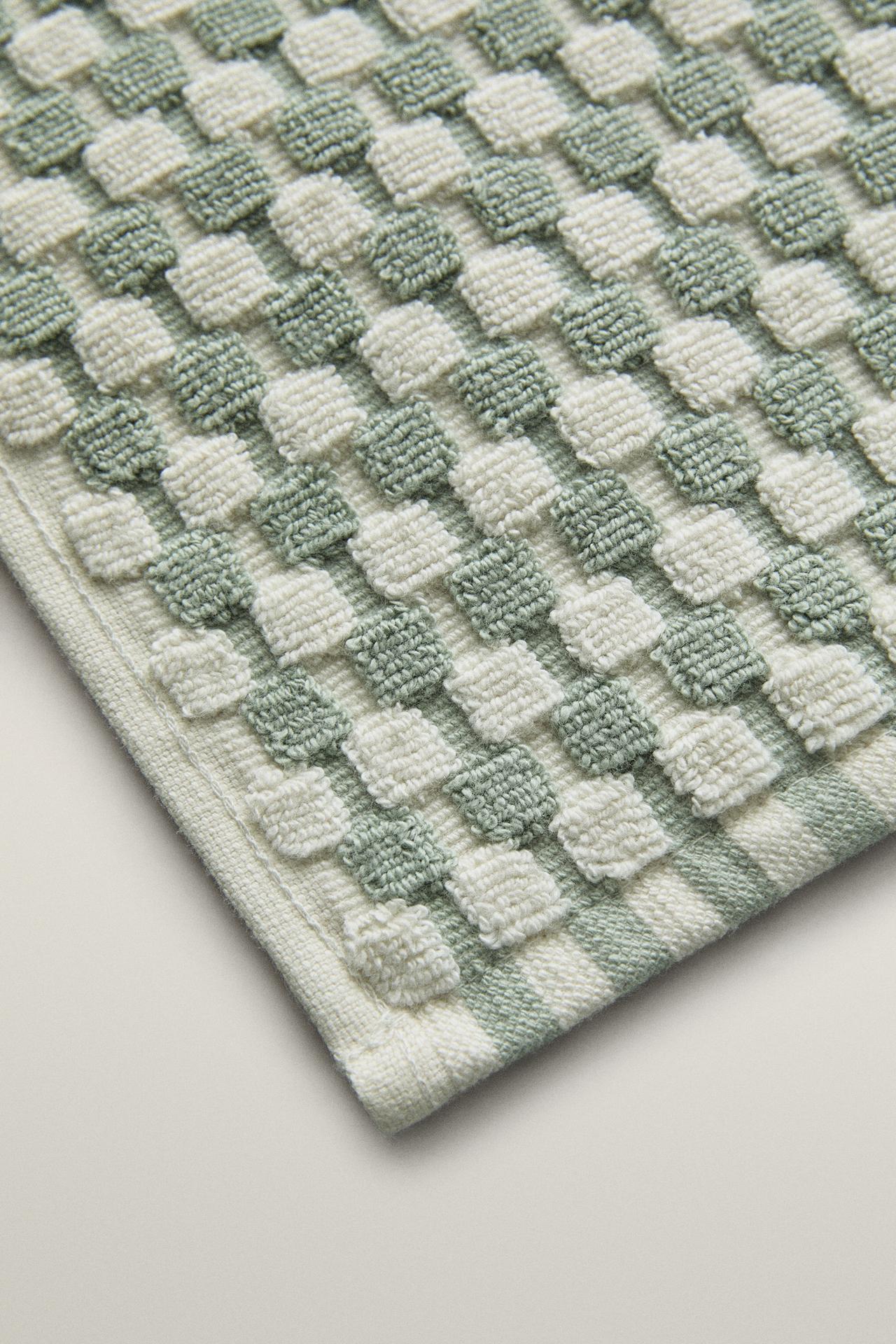 TEXTURED COTTON BATH MAT — Sea green