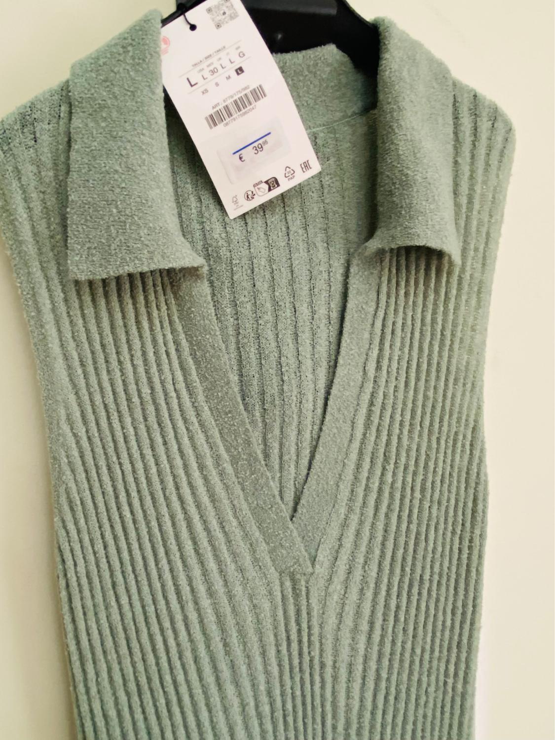 CUT-OUT KNIT MAXI DRESS - Image 2