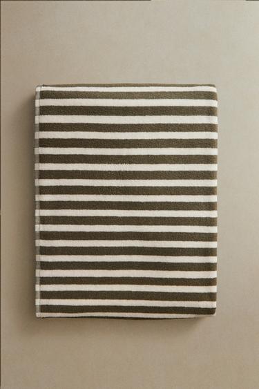 Zara COLORED STRIPE BATH TOWEL - Hunter green