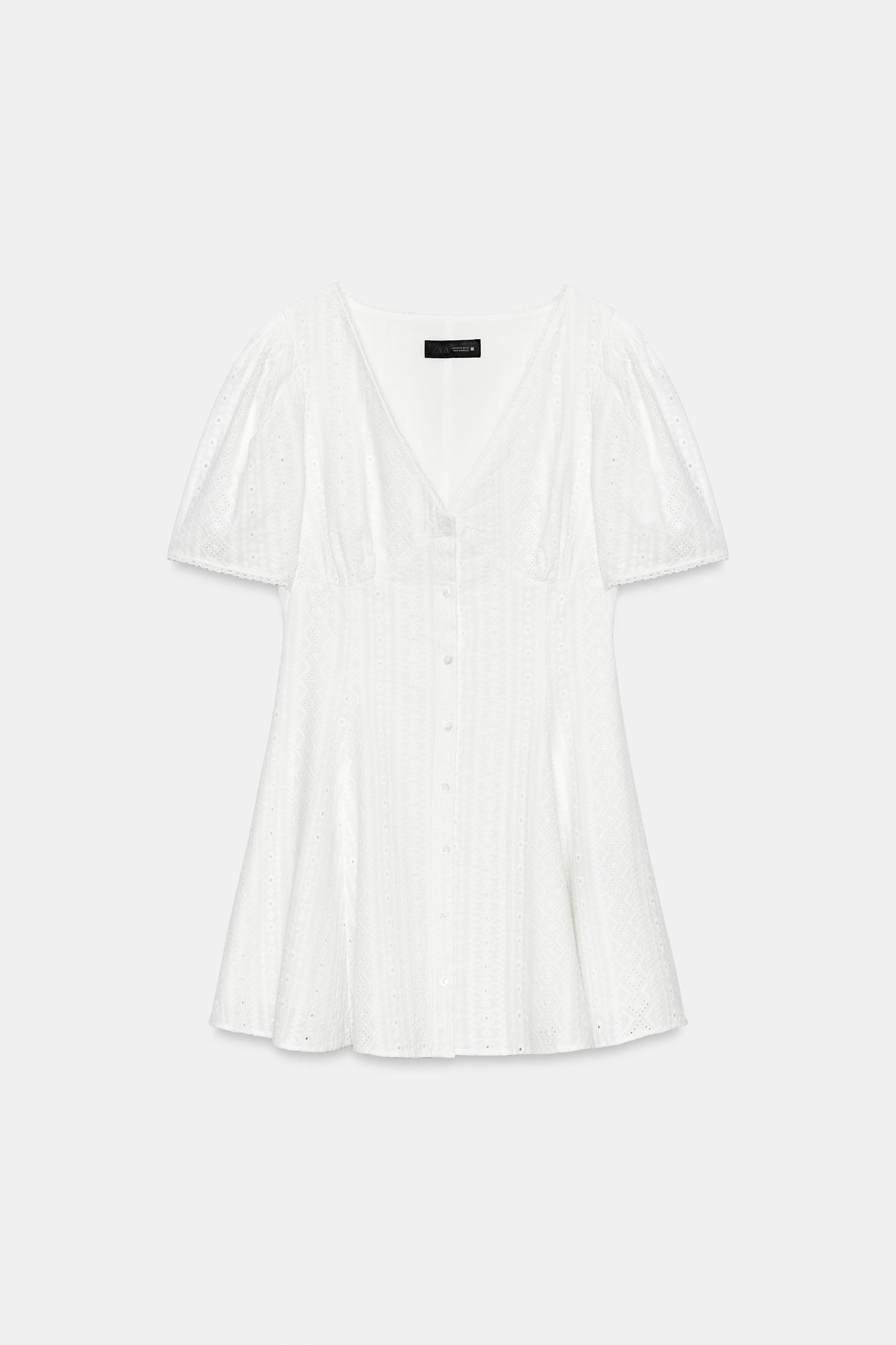 ROBE COURTE À BRODERIES PERFORÉES