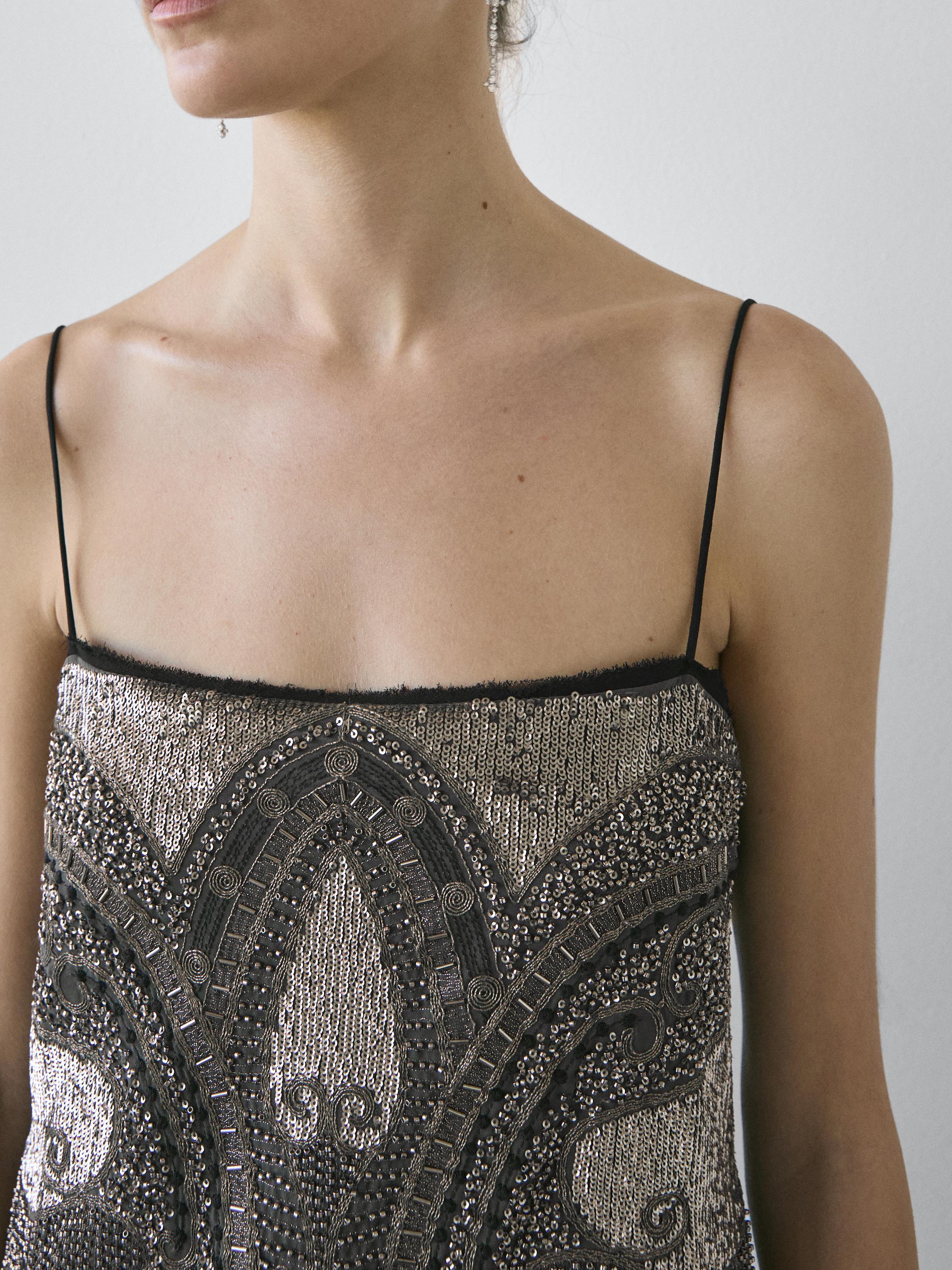 Short dress with embroidery - STUDIO