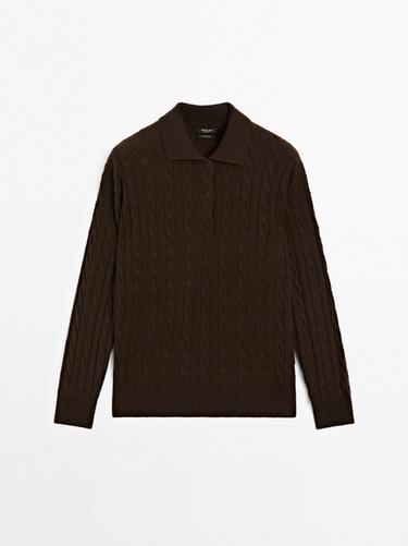 Jersey cuello polo 100% cashmere - Chocolate de Zara
