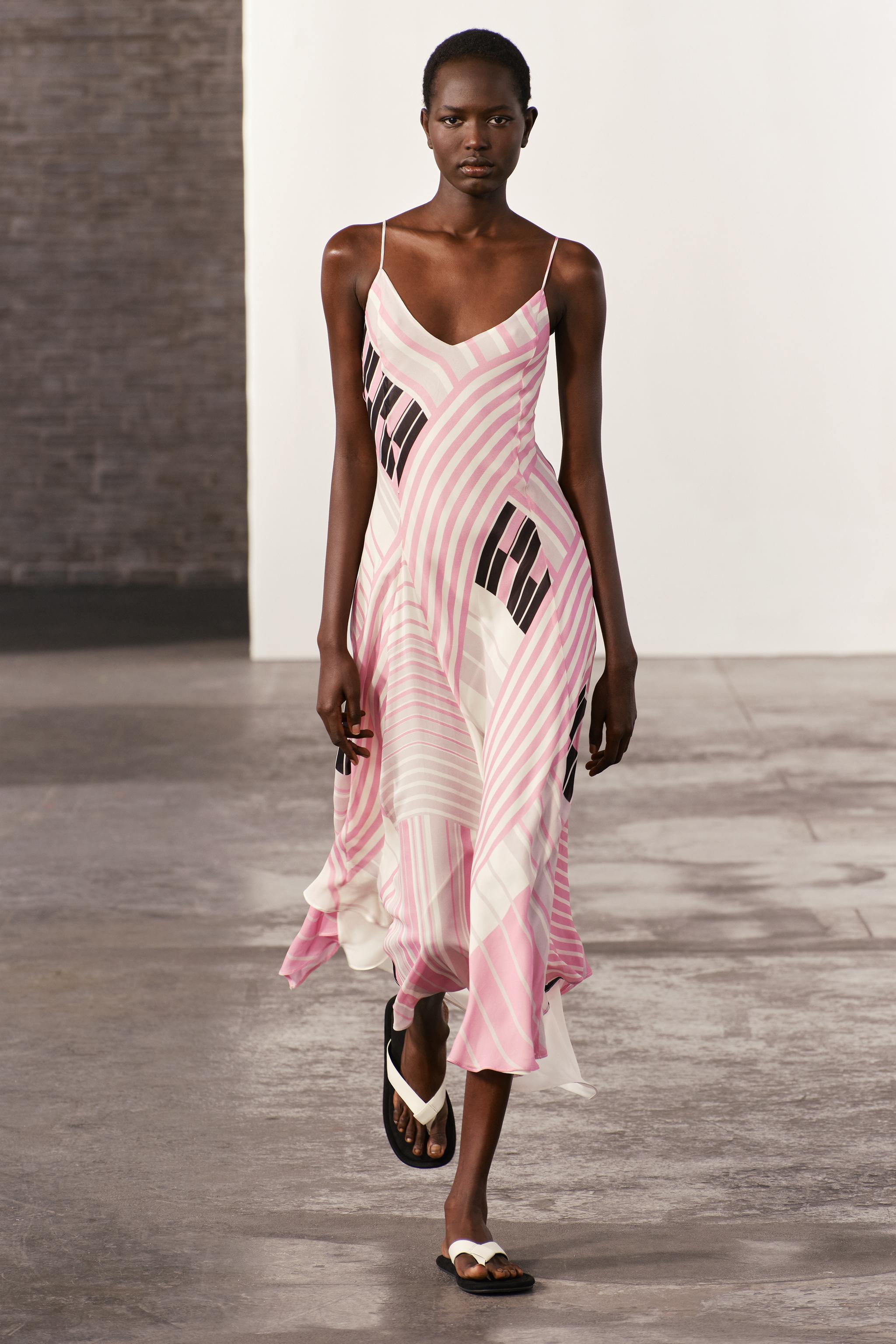 PRINTED CAMISOLE DRESS - Pink