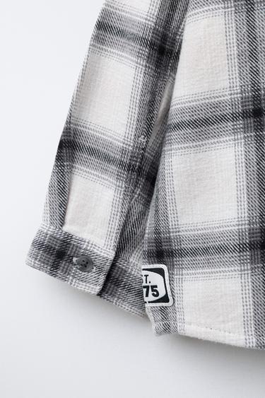 CHEMISE À CAPUCHE EN MOLLETON À IMPRIMÉ CARREAUX - Blanc / Noir de Zara - Image 3