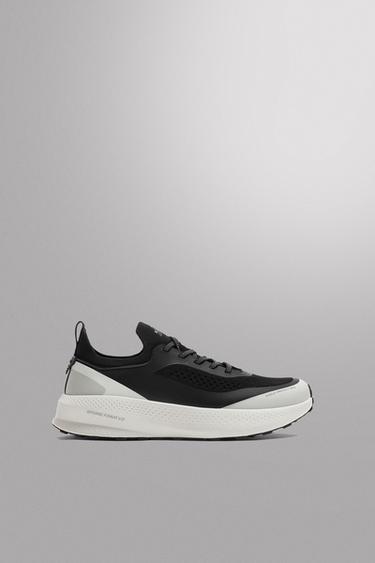 Zaras SPORTSKO - Svart