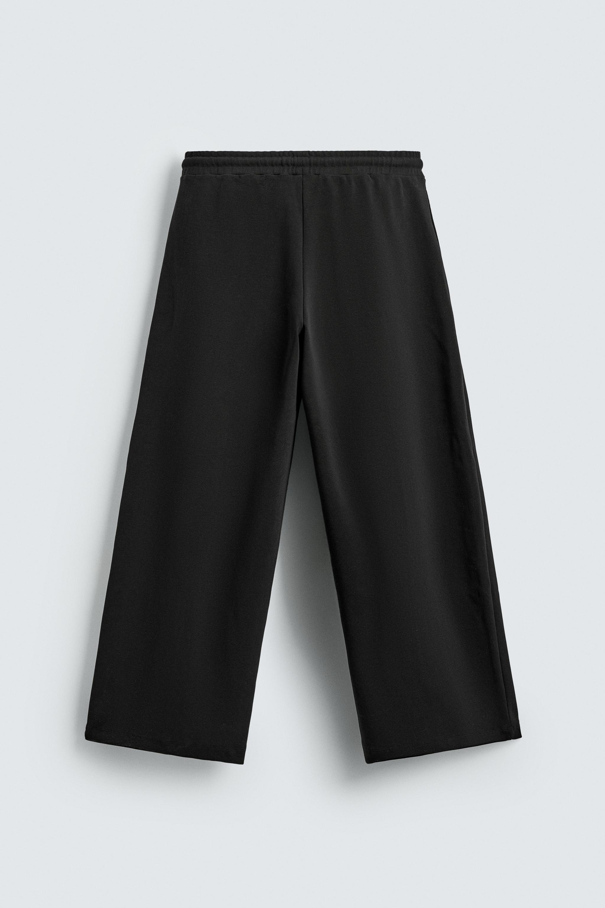 RELAXED FIT SEAMED JOGGING PANTS