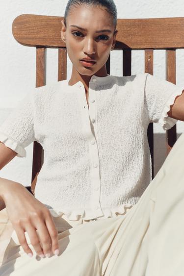 CASACO DE MALHA ESTRUTURADO COM FOLHOS - Cru da Zara