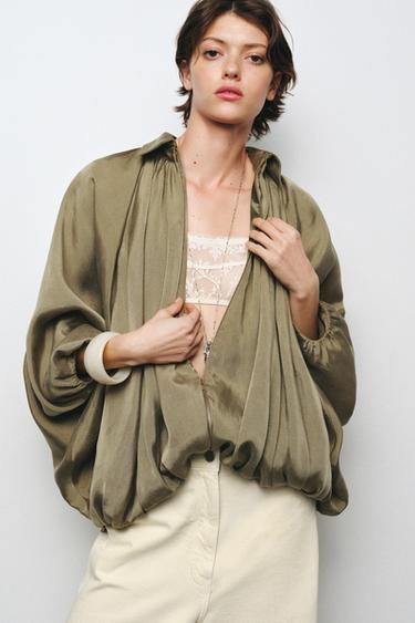 ZW COLLECTION BOMBER PUFFY - Svtl khaki od Zara