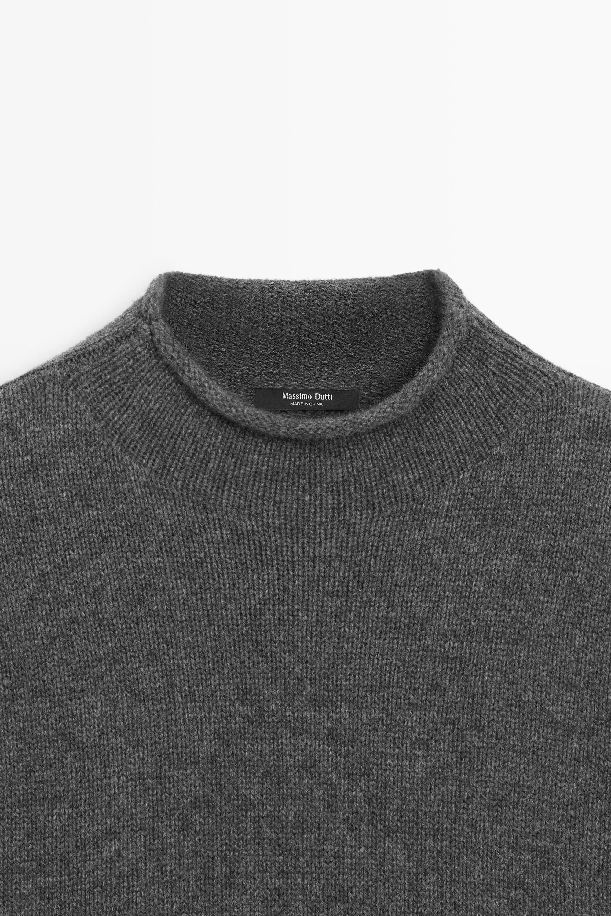 100% wool oversize knit sweater