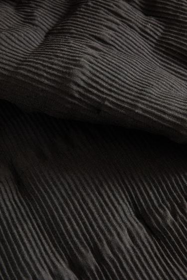 GATHERED COTTON QUILT - Dark brown by Zara