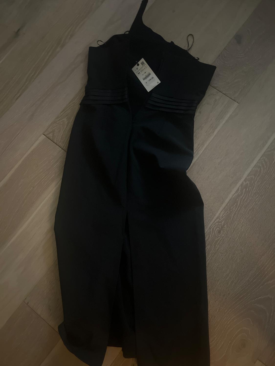 WOOL BLEND RUFFLED DRESS LIMITED EDITION - Image 2