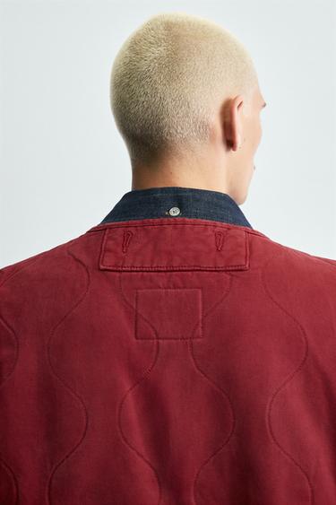 GILET MATELASSÉ DÉLAVÉ - Rouge de Zara - Image 7