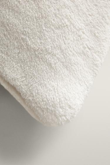 FAUX FUR THROW PILLOW COVER — Oyster-white 2
