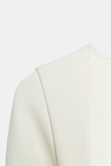 T-SHIRT CÔTELÉ DÉCOLLETÉ CARRÉ - Écru de Zara - Image 7