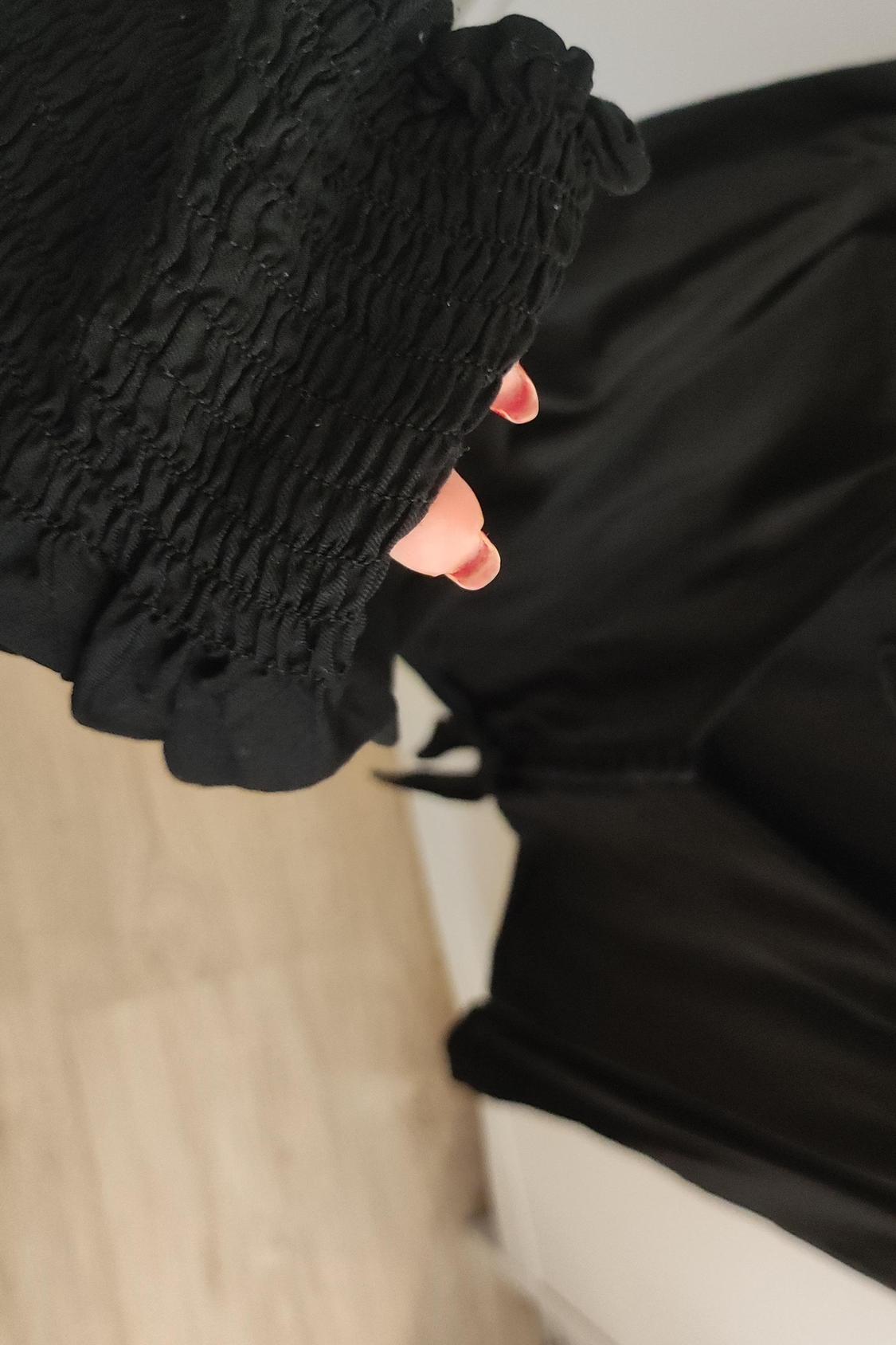 CROPPED KNOTTED BLOUSE - Image 2