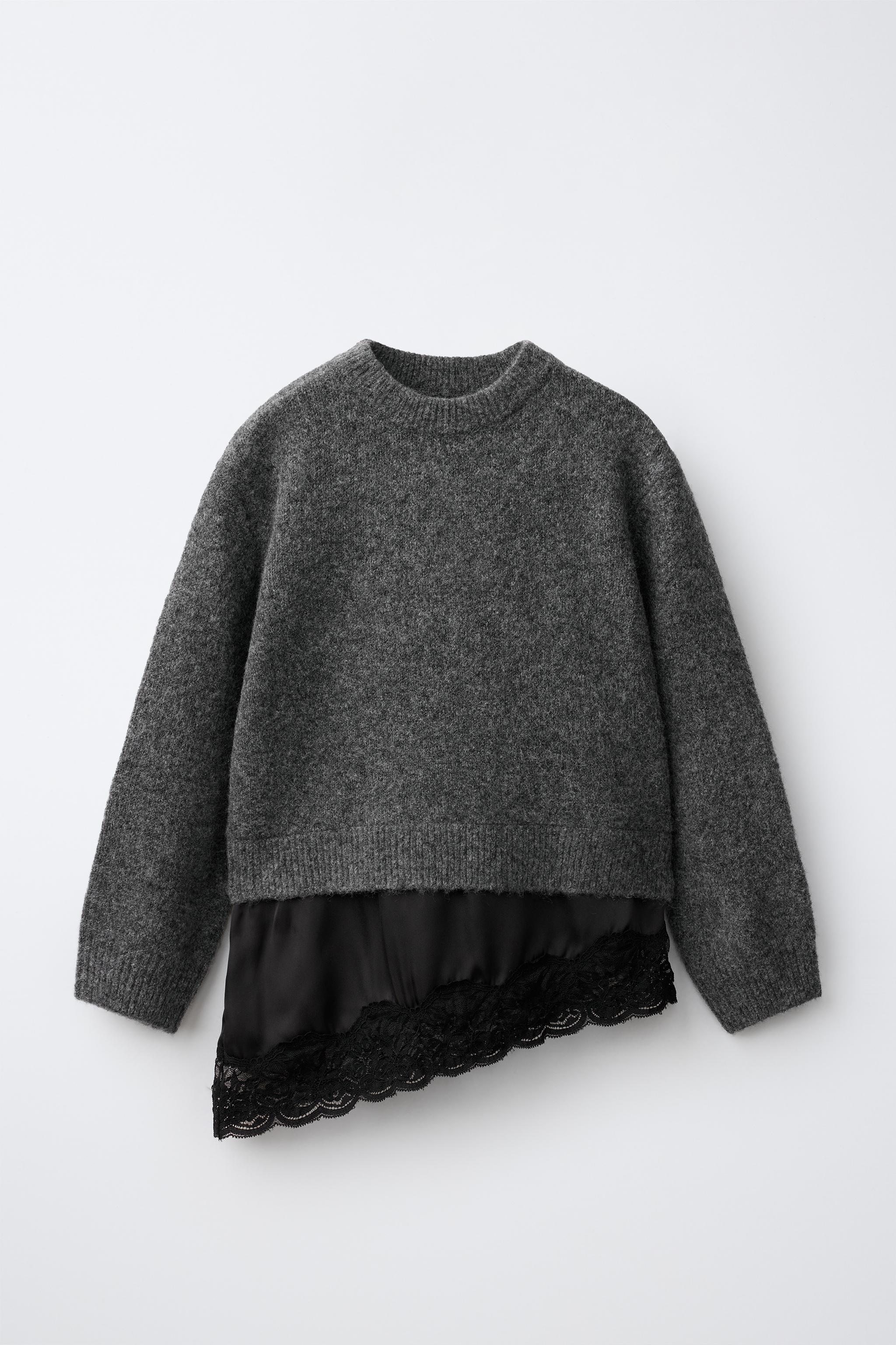 PULL EN MAILLE AVEC DENTELLE