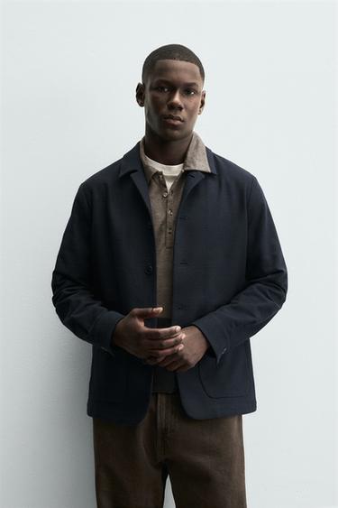 ТЕКСТУРИРАНО ЯКЕ ТИП РИЗА С СТАНДАРТНА КРОЙКА - Морскосин от Zara