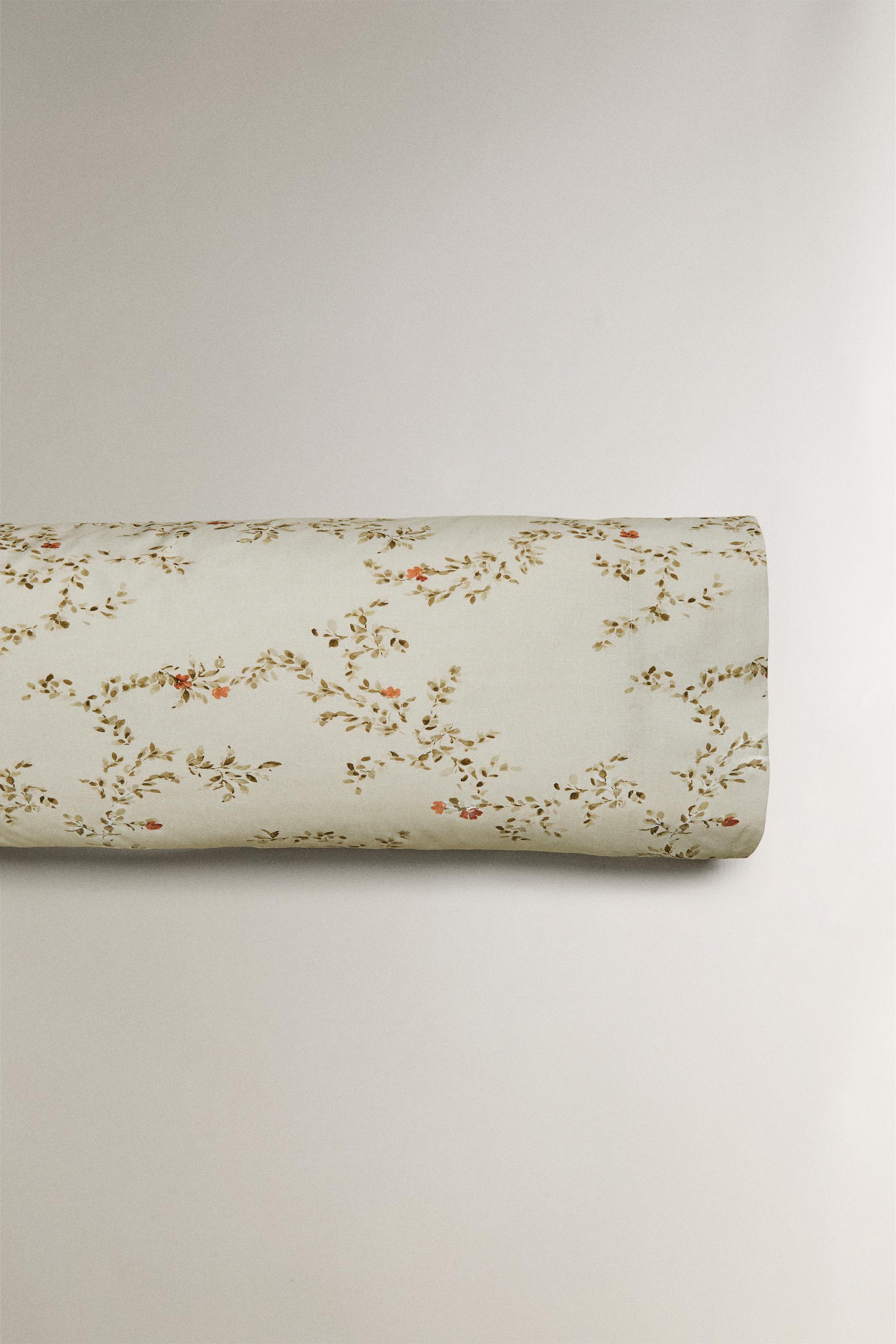 LEAF PRINT PILLOWCASE