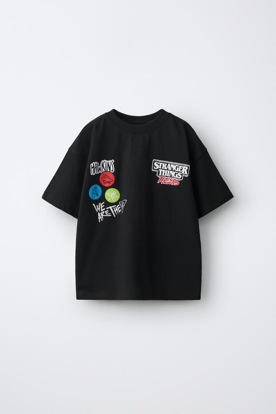 CAMISETA ESTAMPADA STRANGER THINGS © NETFLIX - Gris antracita de Zara - Imagen 0