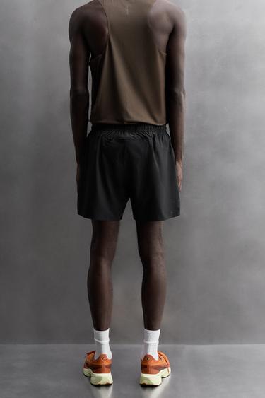BASIC TRAINING SHORTS - Black by Zara