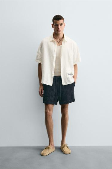 CAMISA DE LINHO COM PATCH COMBINADO FILIPE JARDIM X ZARA - Branco-marfim da Zara - Imagem 0