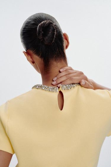 TOP PUNTO JOYAS - Amarillo claro de Zara