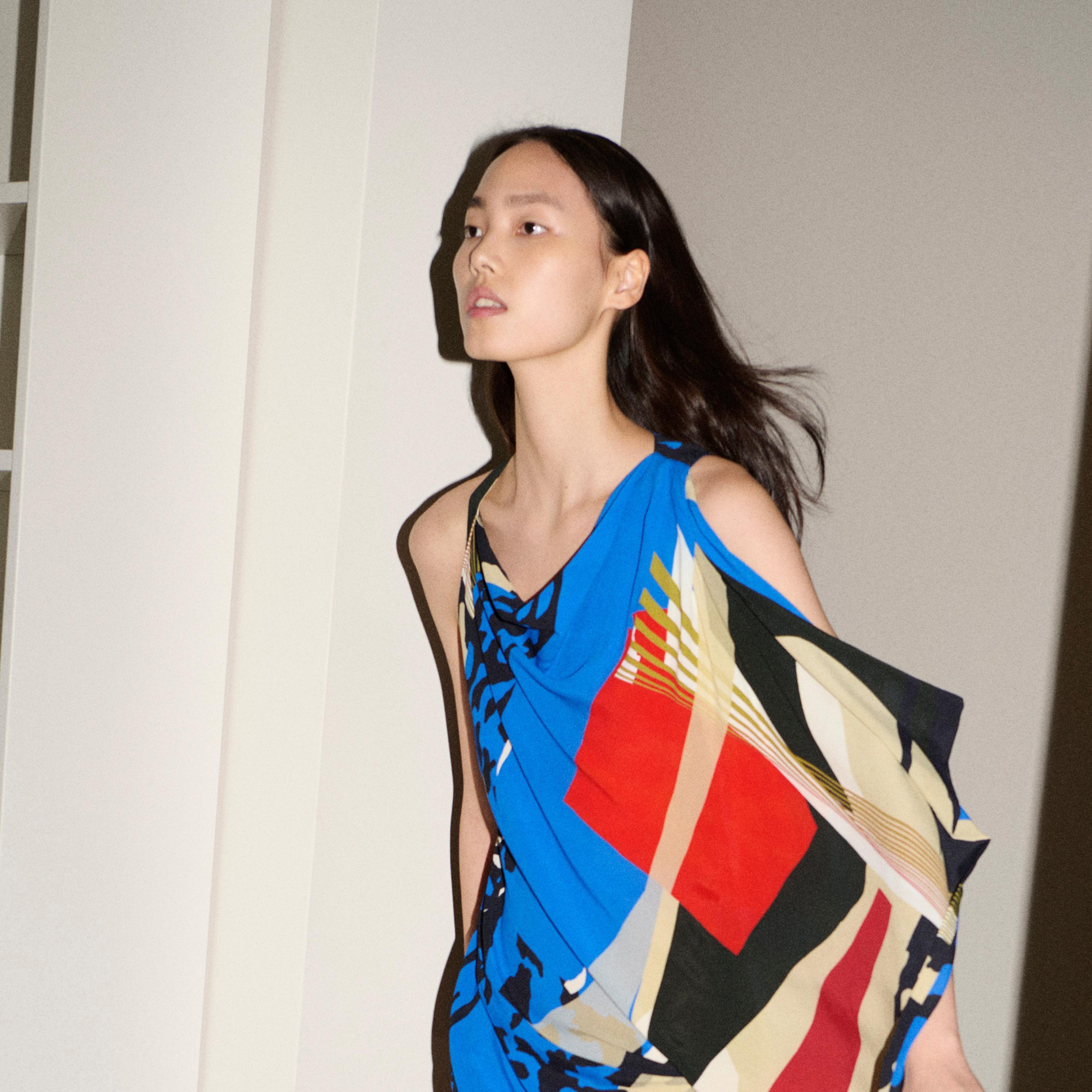 ZARA Japan / 日本 | 最新コレクション